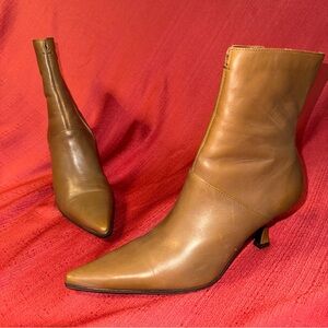 Women's Pointed Toe Tan Leather Ankle Boots